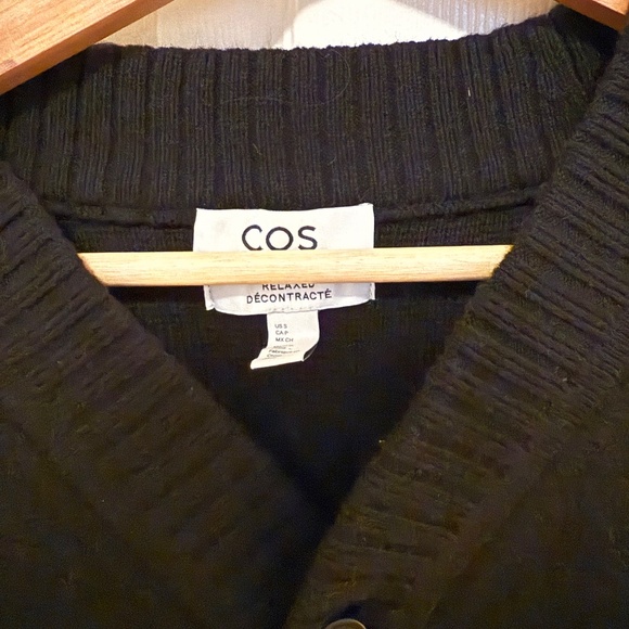COS V-Neck Wool Cardigan - Picture 3 of 4